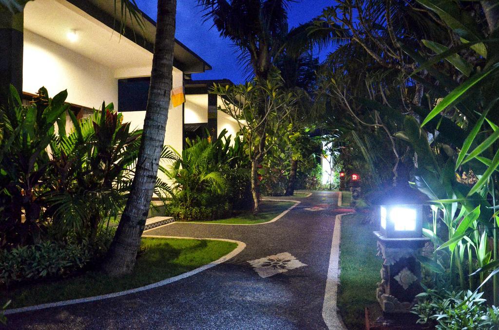 Hotel Palm Garden Bali à Nusa Dua  Extérieur photo